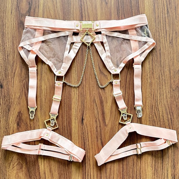 Honey Birdette  Indria suspender. - Picture 11 of 14